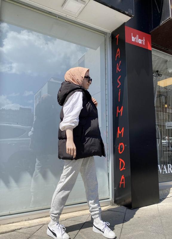 Oversize%20Cepli%20Kapüşonlu%20Şişme%20Yelek